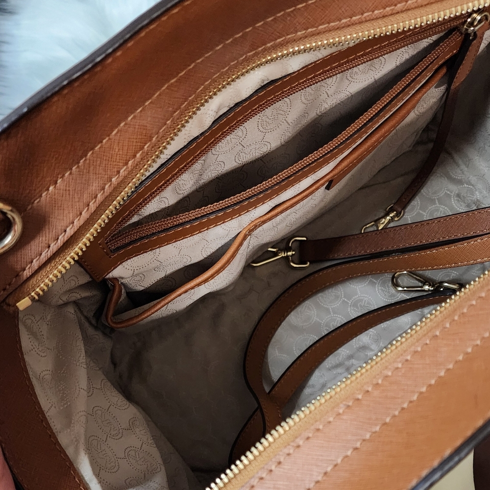 Michael Kors Selma Stud Large And Matching Wallet - image 2